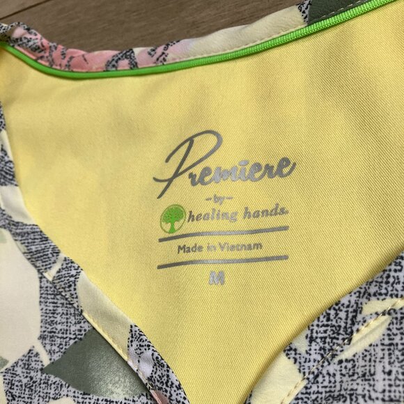 Healing Hands Premiere - Picture 4 of 6